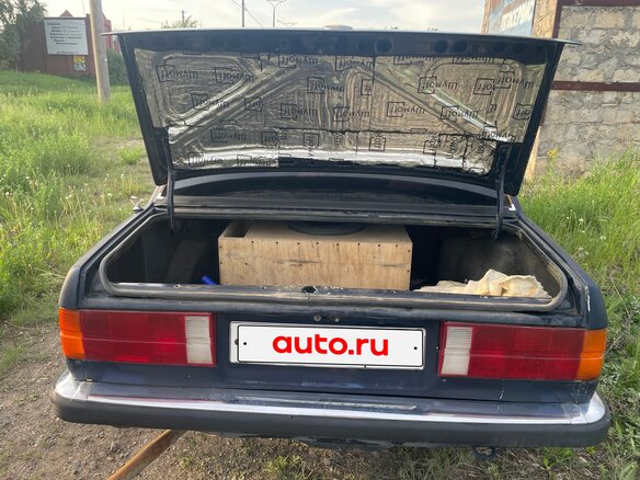 1984 BMW 3 серии 318i II (E30), синий, 250000 рублей - вид 12