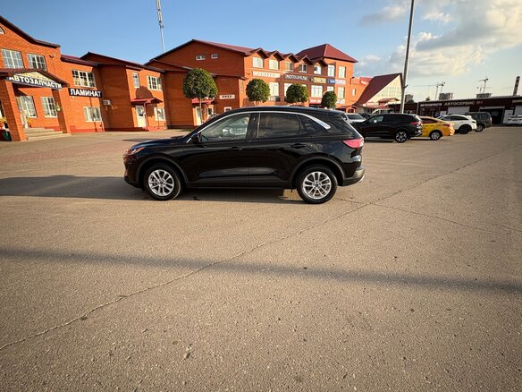 2020 Ford Escape IV, чёрный, 1650000 рублей - вид 8
