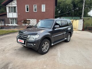 2014 Mitsubishi Pajero IV Рестайлинг 2, серый, 2570000 рублей, вид 1