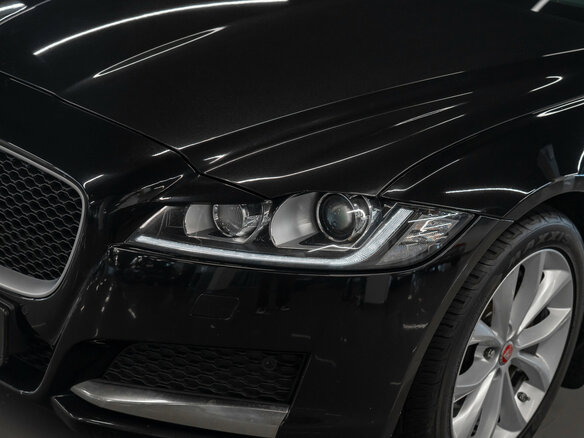 2016 Jaguar XF II, чёрный - вид 20