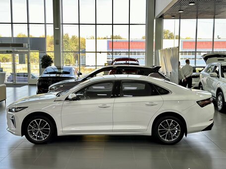 2026 Geely Preface I, белый, 3329990 рублей, вид 5