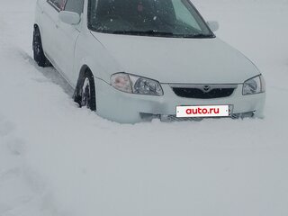 2000 Mazda Familia VIII (BJ), белый, 175000 рублей, вид 3