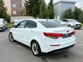 2015 Kia Rio III Рестайлинг, белый - вид 3