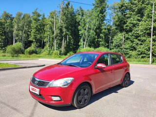 2011 Kia Ceed I Рестайлинг, красный, 630000 рублей, вид 2