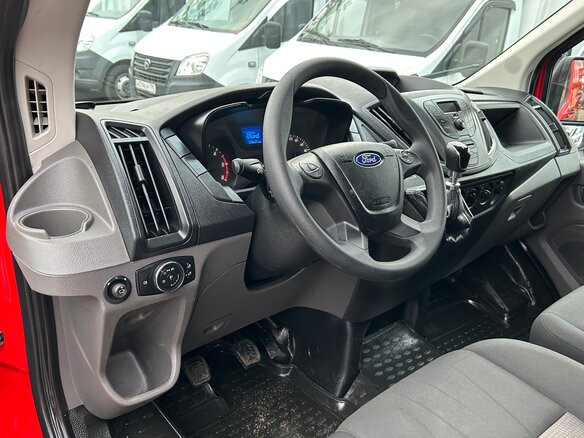 2021 Ford Transit, красный, 3200000 рублей - вид 8