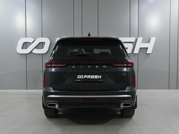 2022 Exeed VX I, серый, 2590000 рублей - вид 3