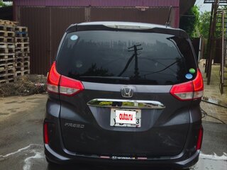 2019 Honda Freed II, серый, 1750000 рублей, вид 3