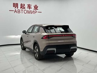2025 Changan Qiyuan Q05 51.9 kWh II, золотистый, 2200100 рублей, вид 4