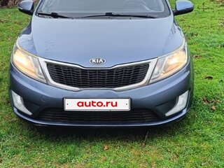 2013 Kia Rio 5-speed III, голубой, 850000 рублей, вид 2