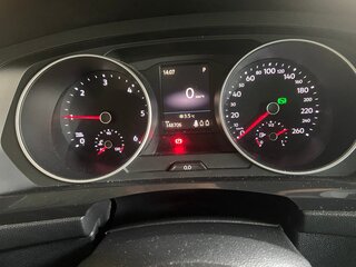 2017 Volkswagen Tiguan II, белый, 2450000 рублей, вид 5