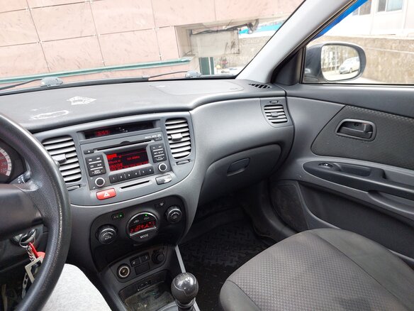 2011 Kia Rio II Рестайлинг, серый - вид 5