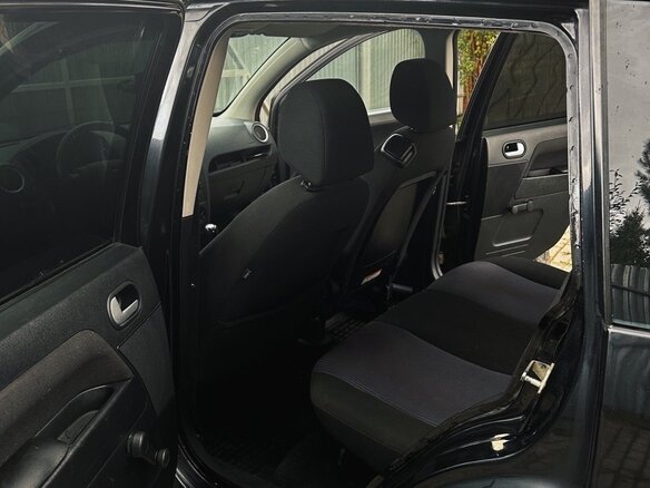 2007 Ford Fusion I Рестайлинг, чёрный, 330000 рублей - вид 11
