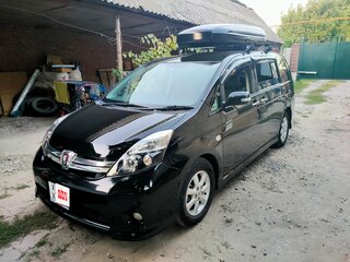 2013 Toyota ISis I Рестайлинг, чёрный, 1500000 рублей, вид 1
