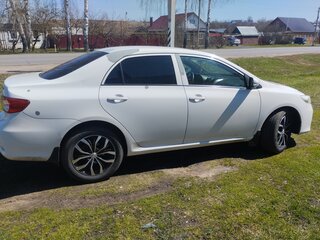 2012 Toyota Corolla X (E140, E150) Рестайлинг, белый, 830000 рублей, вид 2