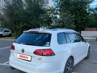 2017 Volkswagen Golf VII, белый, 1400000 рублей, вид 4