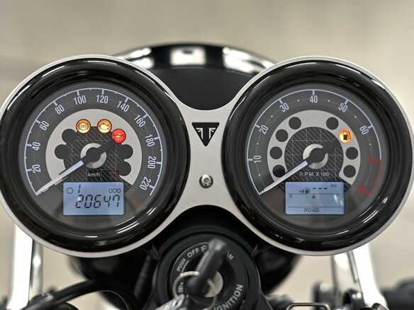 2019 Triumph Speed Twin, серый, 827000 рублей - вид 8