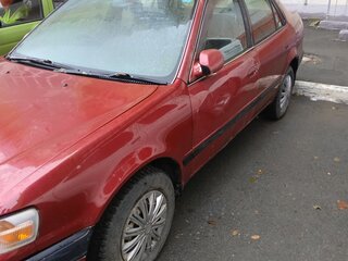1995 Toyota Corolla VIII (E110), красный, 180000 рублей, вид 2
