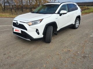 2020 Toyota RAV4 V (XA50), белый, 3500000 рублей, вид 2