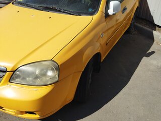 2010 Chevrolet Lacetti I, жёлтый, 210000 рублей, вид 1
