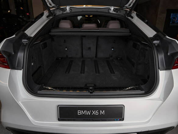 2024 BMW X6 M Competition III (F96) Рестайлинг, белый, 23050000 рублей - вид 24