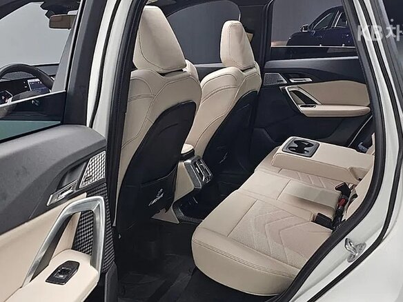 2023 BMW X1 18d sDrive III (U11/U12), белый, 3329911 рублей - вид 9
