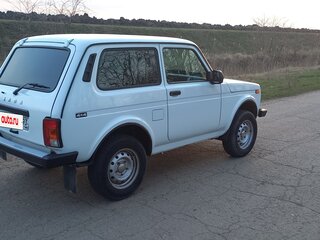 2000 Lada (ВАЗ) 2121 (4x4) I Рестайлинг, белый, 510000 рублей, вид 5