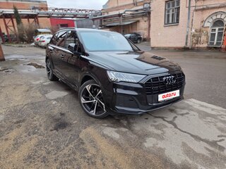 2020 Audi Q7 45 TDI II (4M) Рестайлинг, чёрный, 4750000 рублей, вид 2