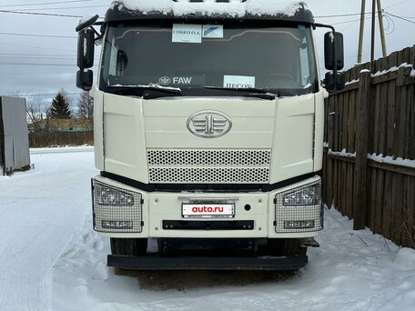 2023 FAW J6 CA3310, белый, 13500000 рублей, вид 1