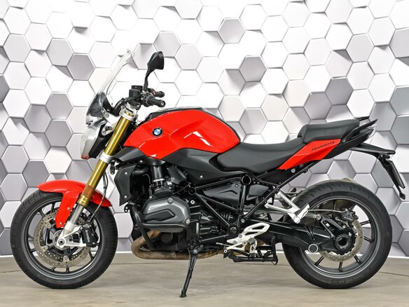 2016 BMW R 1200 R, красный, 699000 рублей - вид 3