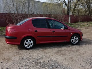 2007 Peugeot 206, красный, 400000 рублей, вид 2