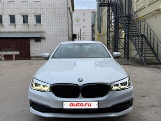 2019 BMW 5 серии 520d VII (G30/G31/G38), белый, 4200000 рублей, вид 1