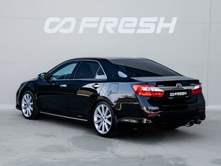 2013 Toyota Camry VII (XV50), чёрный, 1445000 рублей, вид 2
