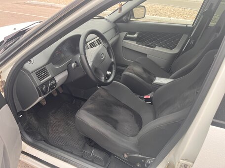 2011 Lada (ВАЗ) Priora I, белый, 255000 рублей, вид 5