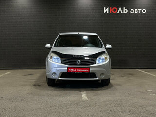 2013 Renault Sandero I, серебристый, 590000 рублей, вид 2