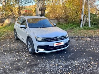 2016 Volkswagen Tiguan II, белый, 2000050 рублей, вид 2