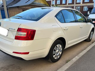 2016 Skoda Octavia III (A7), белый, 660000 рублей, вид 3
