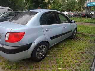 2008 Kia Rio II, серый, 380000 рублей, вид 4