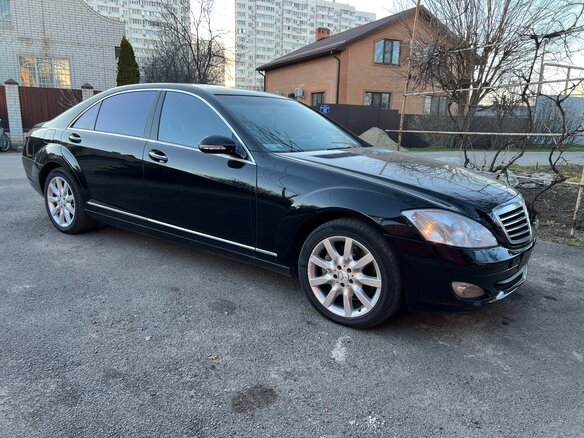 2005 Mercedes-Benz S-Класс 500 Long V (W221), чёрный, 1200000 рублей - вид 2