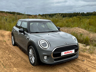 2019 Mini Hatch Cooper III (F55/F56) Рестайлинг, серый, 1600000 рублей, вид 2