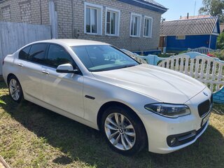 2016 BMW 5 серии 520d VI (F10/F11/F07) Рестайлинг, белый, 2300000 рублей, вид 3