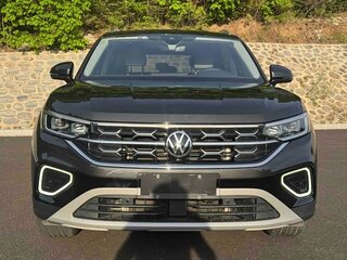 2023 Volkswagen Tayron I Рестайлинг, чёрный, 2100285 рублей, вид 2