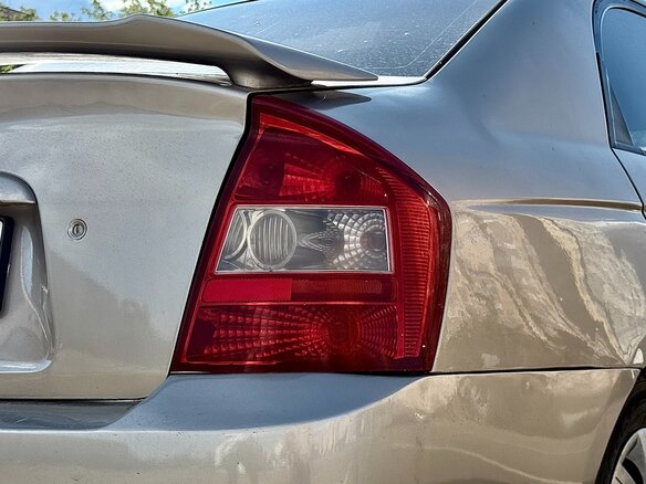 2005 Kia Cerato I, бежевый, 208999 рублей - вид 12