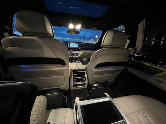 2018 BMW 7 серии Long 730Ld xDrive VI (G11/G12), синий, 3500000 рублей - вид 28