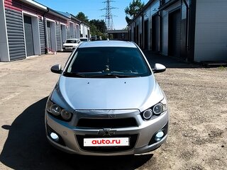2013 Chevrolet Aveo II, серебристый, 500000 рублей, вид 3