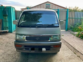 1990 Toyota HiAce H100, серый, 875000 рублей, вид 4