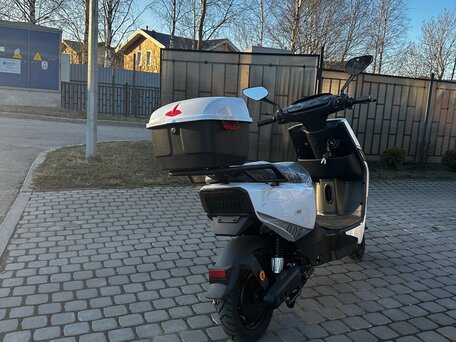 2025 E-Moto YH50QT, белый, 79999 рублей, вид 4