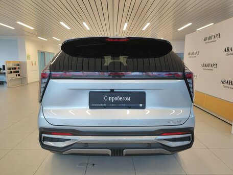 2023 Geely Atlas II, серый, 2547000 рублей, вид 4