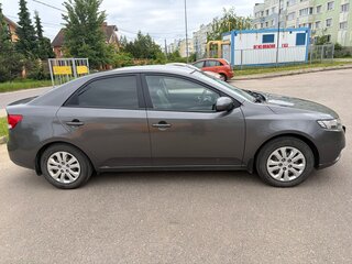 2012 Kia Cerato 6-speed II, серый, 800000 рублей, вид 2