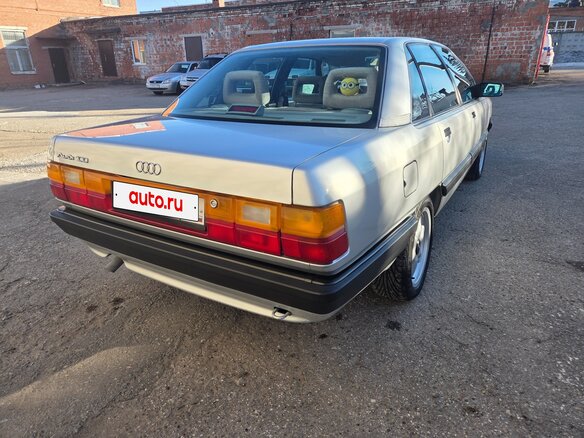 1990 Audi 100 III (C3) Рестайлинг, серебристый, 860000 рублей - вид 6