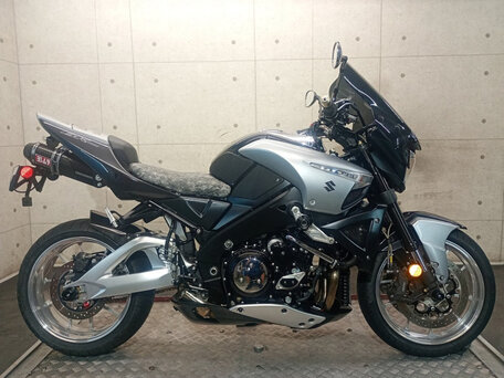 2011 Suzuki B-King, серебристый, 925000 рублей, вид 4